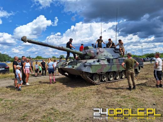 Trwa Zlot Pojazdów Militarnych na poligonie w Winowie