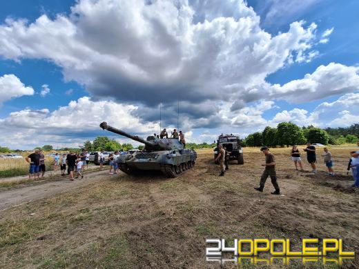 Trwa Zlot Pojazdów Militarnych na poligonie w Winowie