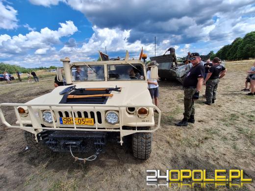 Trwa Zlot Pojazdów Militarnych na poligonie w Winowie