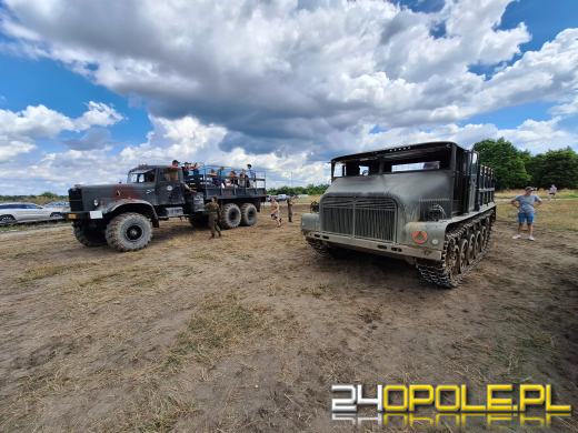 Trwa Zlot Pojazdów Militarnych na poligonie w Winowie