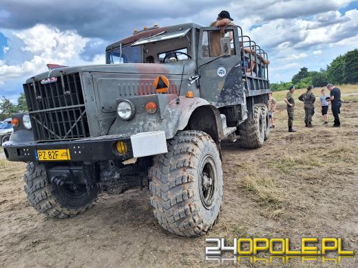 Trwa Zlot Pojazdów Militarnych na poligonie w Winowie