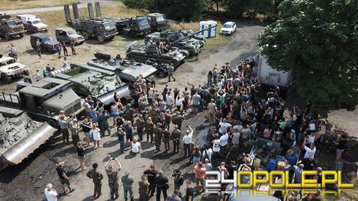 Trwa Zlot Pojazdów Militarnych na poligonie w Winowie