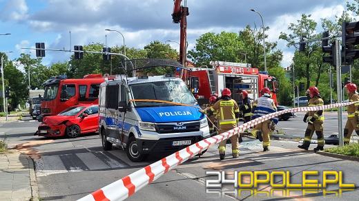 Kierowca radiowozu ukarany mandatem po kolizji na Chabrach