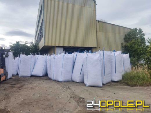 Nielegalne wysypisko i 620 ton odpadów. Obywatelka Chin usłyszała zarzuty