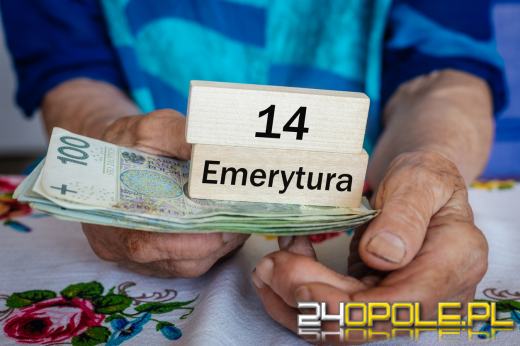 Czternastki będą, ale z poślizgiem. Emeryci muszą poczekać na swoje pieniądze