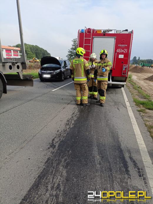 Zderzenie dwóch osobówek i ciężarówki w Hanuszowie