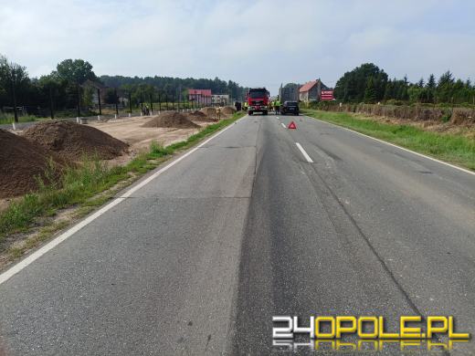 Zderzenie dwóch osobówek i ciężarówki w Hanuszowie