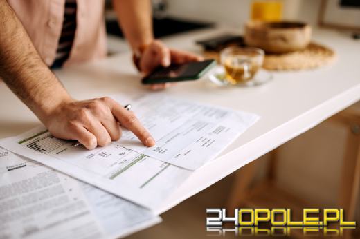 Odbiorcy energii mniej zapłacą za prąd