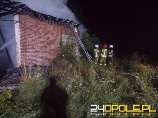 Pożar opuszczonej stodoły w miejscowości Wąsice