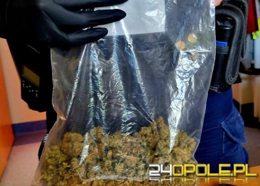 Wpadli z narkotykami na kradzieży