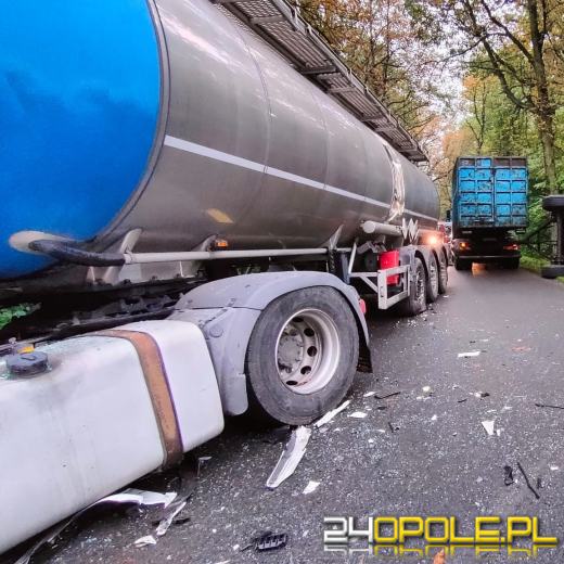 Dwa samochody ciężarowe zderzyły się w powiecie kluczborskim