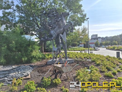 Pegaz w domu. Rzeźba wróciła na swoje miejsce 