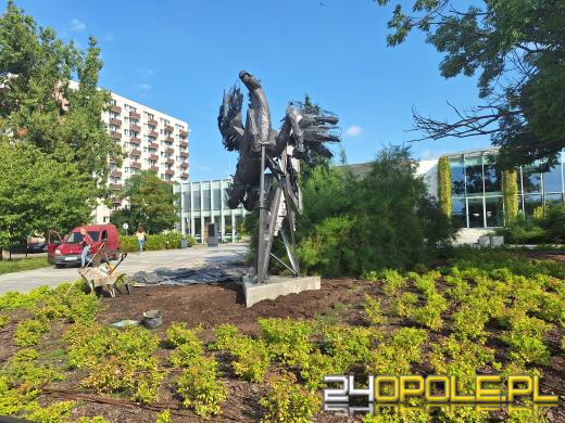 Pegaz w domu. Rzeźba wróciła na swoje miejsce 