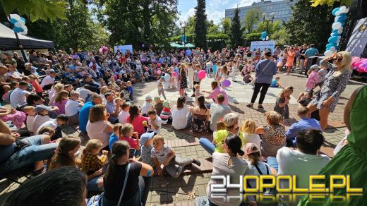 Trwa rodzinny piknik "Zdrowie RODZI SIĘ w aktywnej rodzinie"