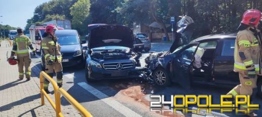 Zderzenie trzech samochodów w Walidrogach