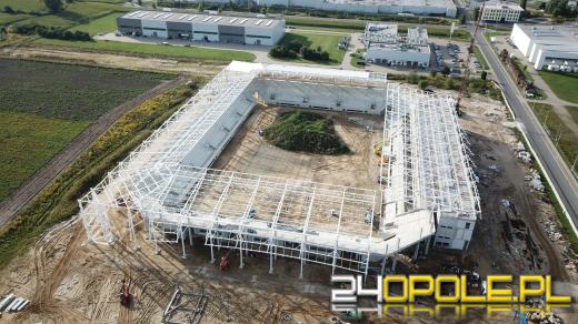 Stadion Opolski - spełnienie marzeń kibiców - rośnie jak na drożdżach