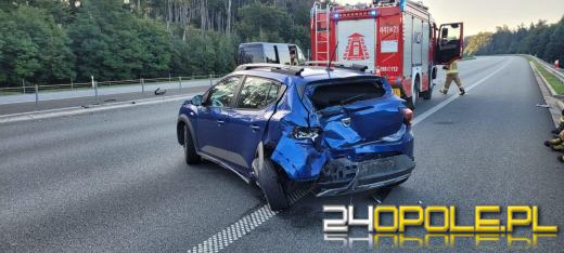 Wypadek na A4. Jedna osoba trafiła do szpitala 