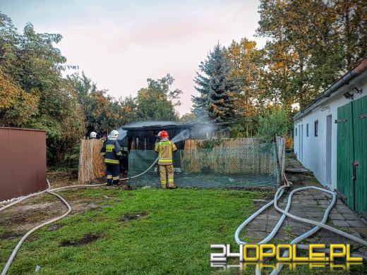 Pięć zastępów straży gasiło pożar w powiecie oleskim