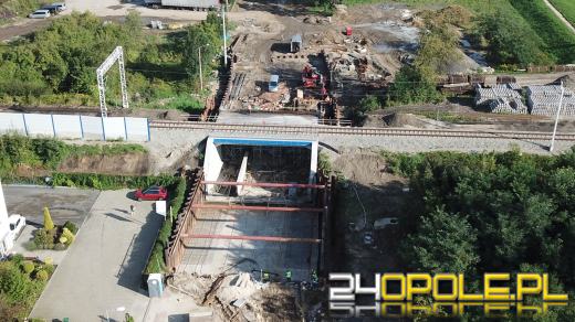 Trwają prace przy wiadukcie na Krapkowickiej. Ojców sukcesu jest wielu...