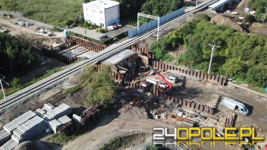 Trwają prace przy wiadukcie na Krapkowickiej. Ojców sukcesu jest wielu...