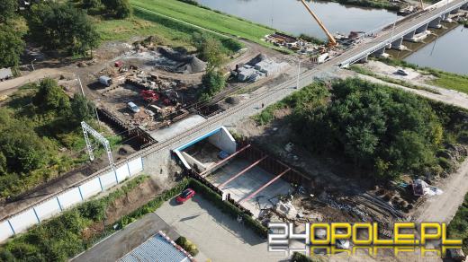 Trwają prace przy wiadukcie na Krapkowickiej. Ojców sukcesu jest wielu...