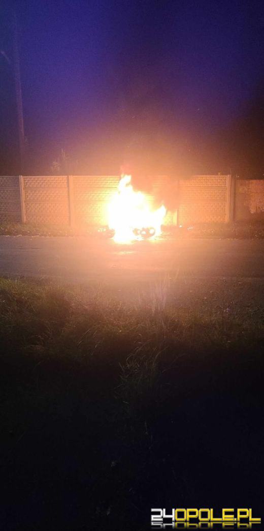 Strażacy z Antoniowa interweniowali do pożaru jednośladu