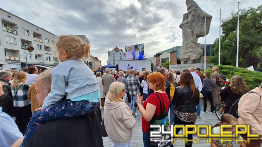 Wiec poparcia dla Marszu Miliona Serc w Opolu