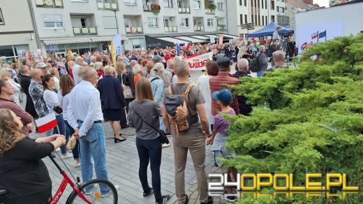 Wiec poparcia dla Marszu Miliona Serc w Opolu
