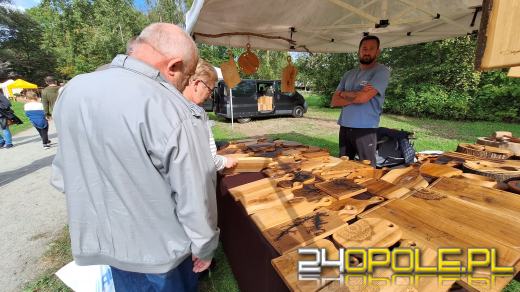 Trwają Targi Miodów i Rękodzieła w opolskim skansenie