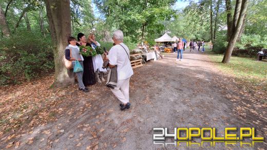 Trwają Targi Miodów i Rękodzieła w opolskim skansenie