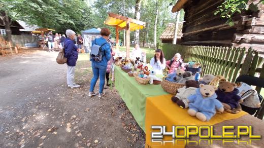 Trwają Targi Miodów i Rękodzieła w opolskim skansenie