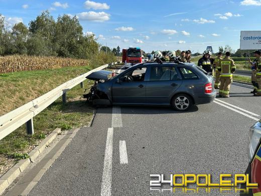 Wypadek na obwodnicy Czarnowąsów. Jedna osoba ranna, alkohol w tle