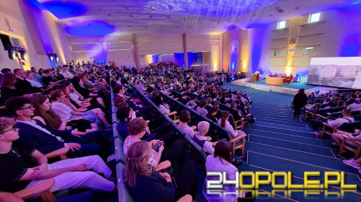 Studenci Uniwersytetu Opolskiego rozpoczęli nowy rok akademicki