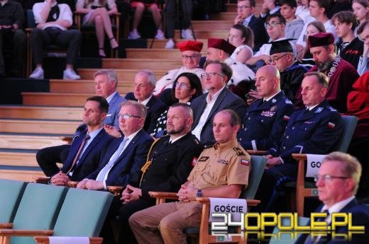 Studenci Uniwersytetu Opolskiego rozpoczęli nowy rok akademicki