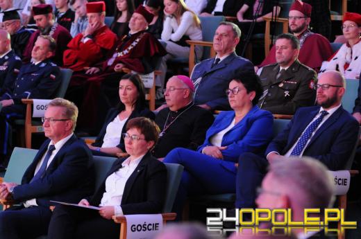 Studenci Uniwersytetu Opolskiego rozpoczęli nowy rok akademicki