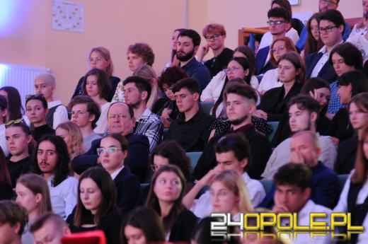 Studenci Uniwersytetu Opolskiego rozpoczęli nowy rok akademicki