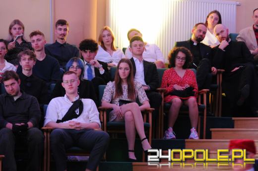 Studenci Uniwersytetu Opolskiego rozpoczęli nowy rok akademicki