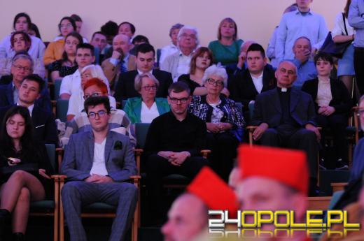 Studenci Uniwersytetu Opolskiego rozpoczęli nowy rok akademicki