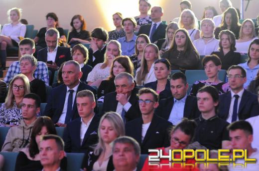 Studenci Uniwersytetu Opolskiego rozpoczęli nowy rok akademicki