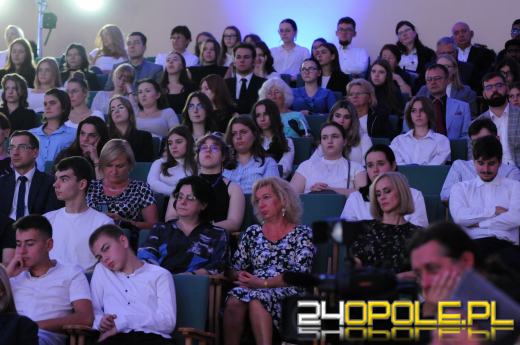 Studenci Uniwersytetu Opolskiego rozpoczęli nowy rok akademicki