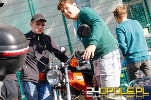 Żegnają sezon na jednośladach. Tradycyjna ZSMotka w "Mechaniczniaku"