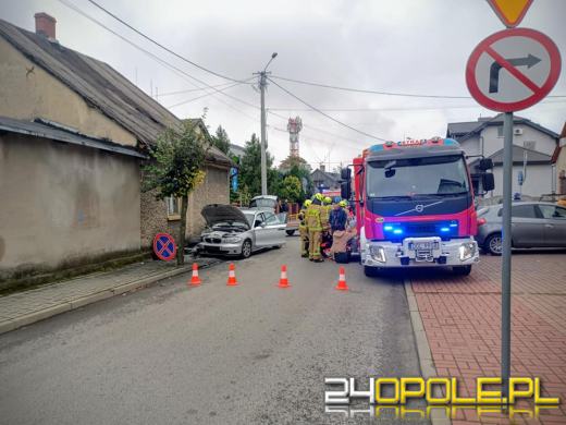 Niebezpieczne zdarzenie drogowe w Praszce