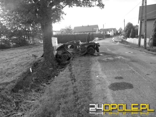 Wypadek w Makowicach. 26-letni kierowca zmarł w szpitalu 