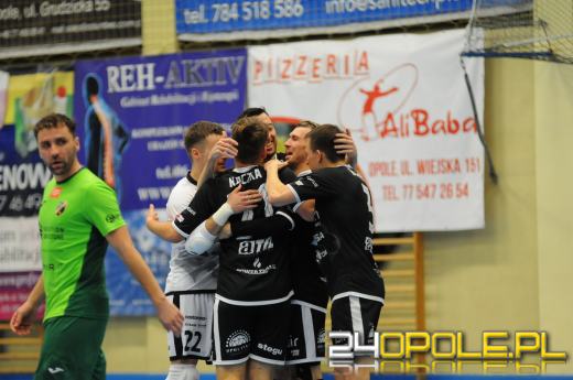 Dreman Opole Komprachcice wygrywa z beniaminkiem