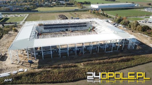 Stadion zabezpieczony na zimę. Budowa trwa