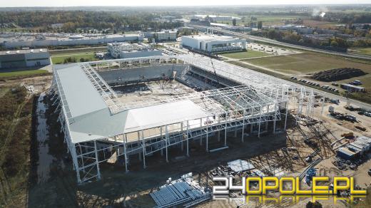 Stadion zabezpieczony na zimę. Budowa trwa