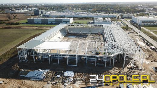 Stadion zabezpieczony na zimę. Budowa trwa