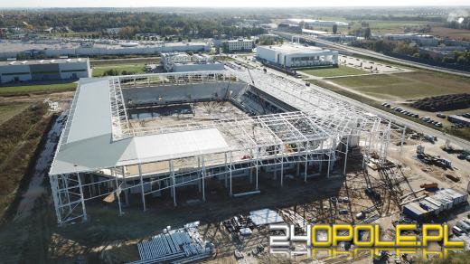 Stadion zabezpieczony na zimę. Budowa trwa