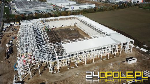 Stadion zabezpieczony na zimę. Budowa trwa