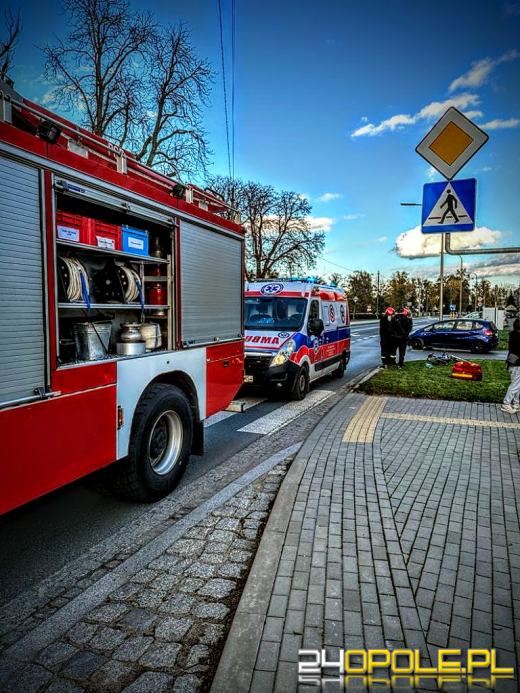Nieletni na rowerze wjechał pod samochód